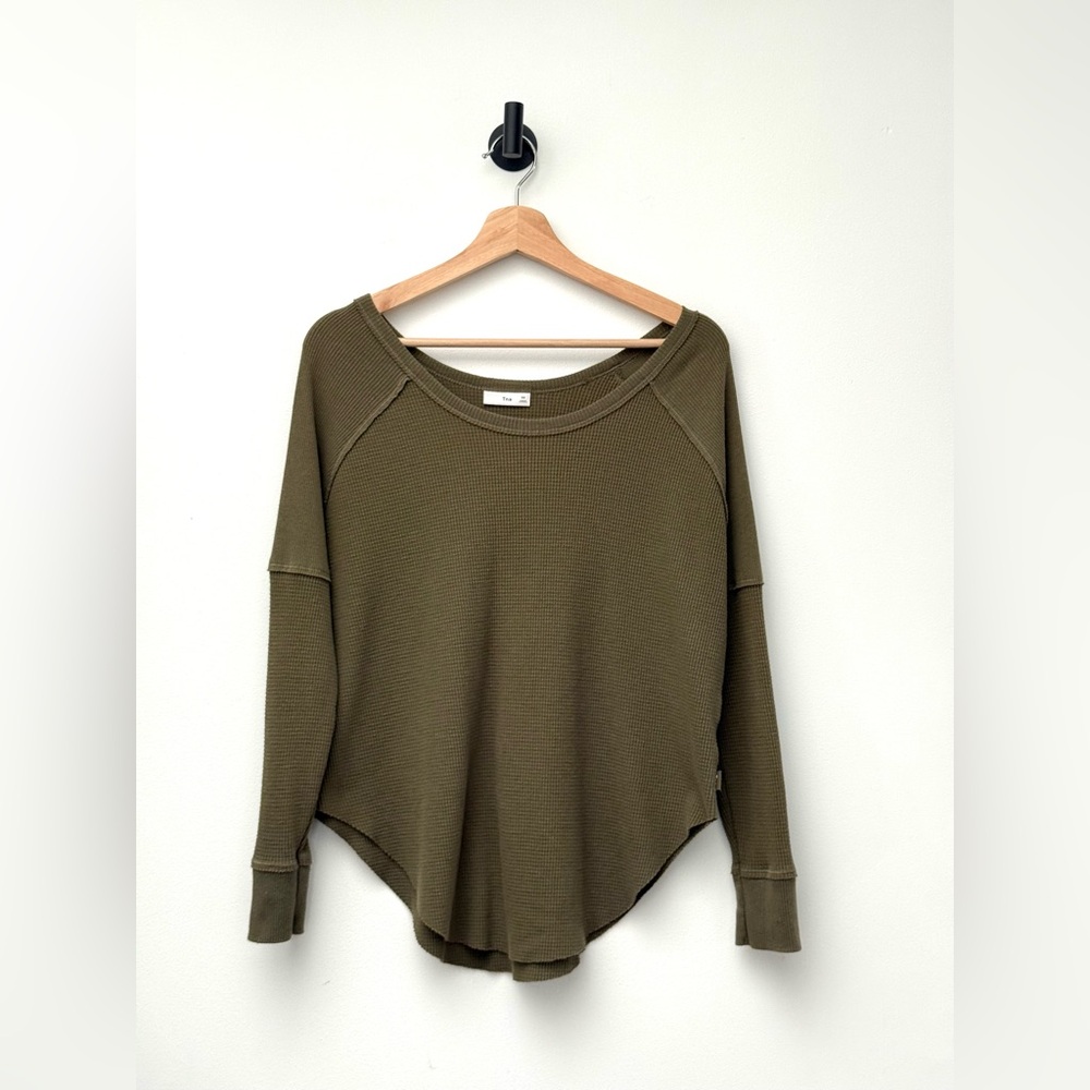 Aritzia TNA Alder Olive Green Waffle Knit Long Sleeve Thermal Top - Picture 5 of 11
